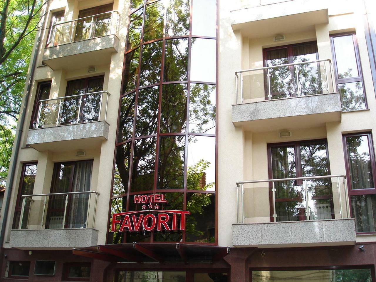 Favorit Hotel Sofía Exterior foto